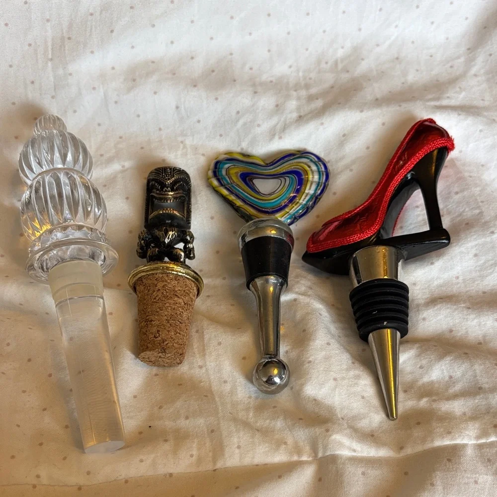 Assorted Wine Bottle Stoppers Set